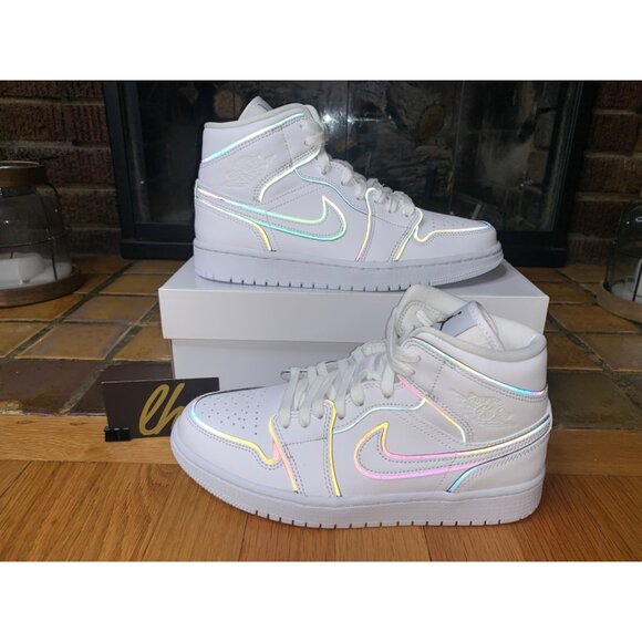 Women’s Size 8 Air Jordan 1 Mid “Iridescent Reflective” Athletic Sneakers CK6587 - Picture 2 of 8